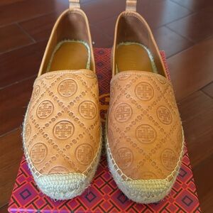 Beautiful Tory Burch Espadrilles shoes! Excellent condition!